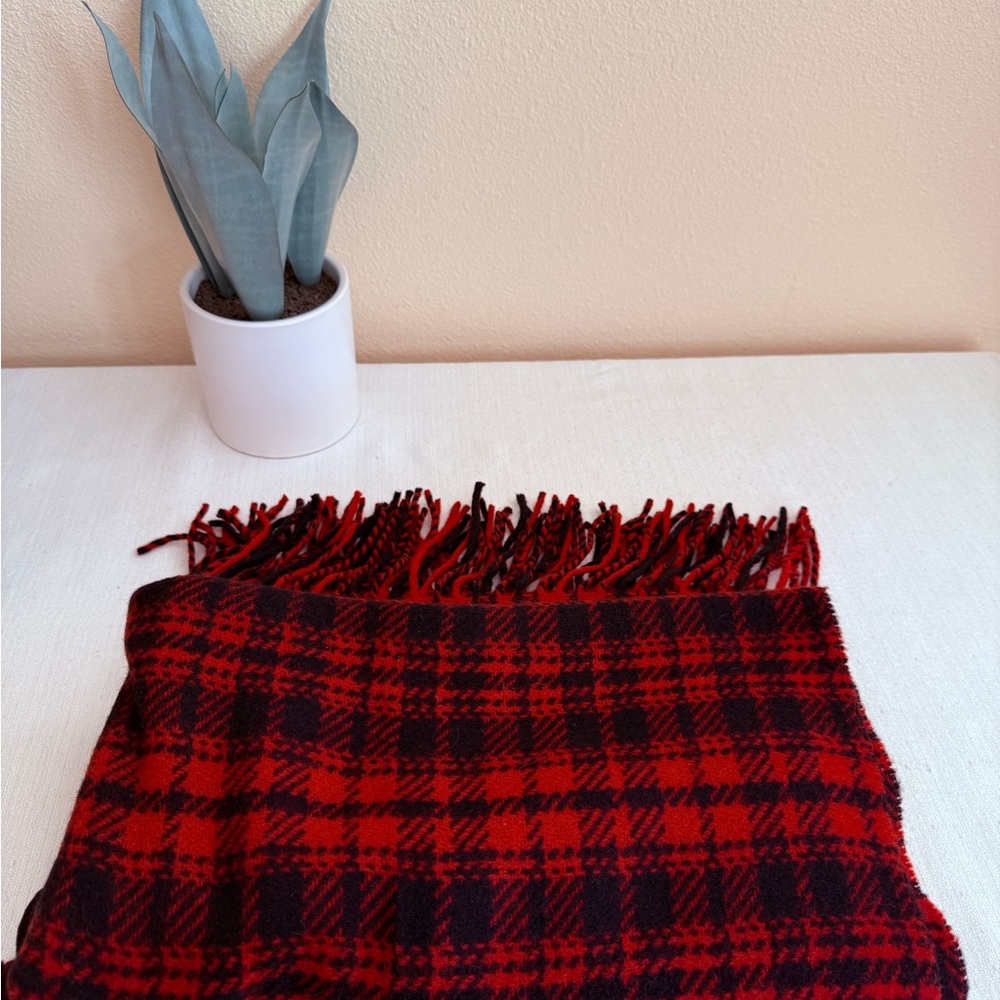 Polo Ralph Lauren Red and Black Plaid Wool Blend Scarf Made in Italy - Picture 5 of 8